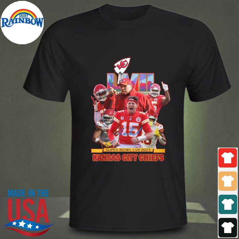 Kansas City Chiefs Super Bowl LVII Champions 2023 Team Football T-shirt -  REVER LAVIE